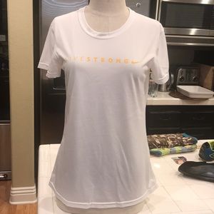 Nike livestrong dry fit tee t-Shirt size small